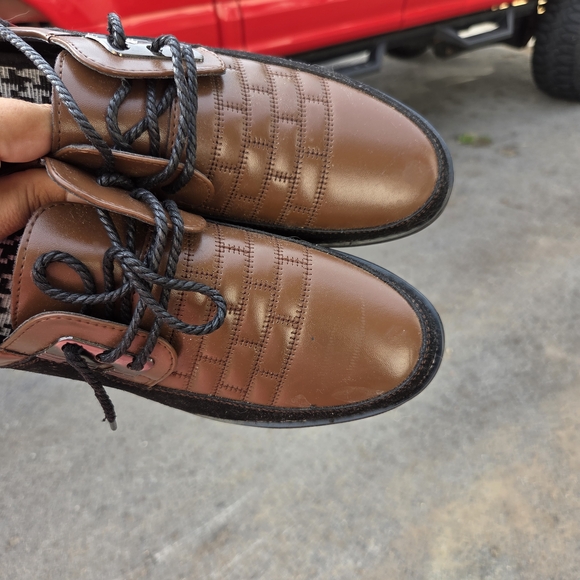 Brown and Black Men's Casual Shoes - Picture 3 of 6